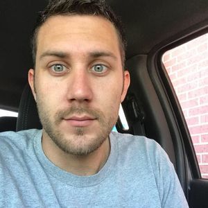 Meet your Posher, Troy